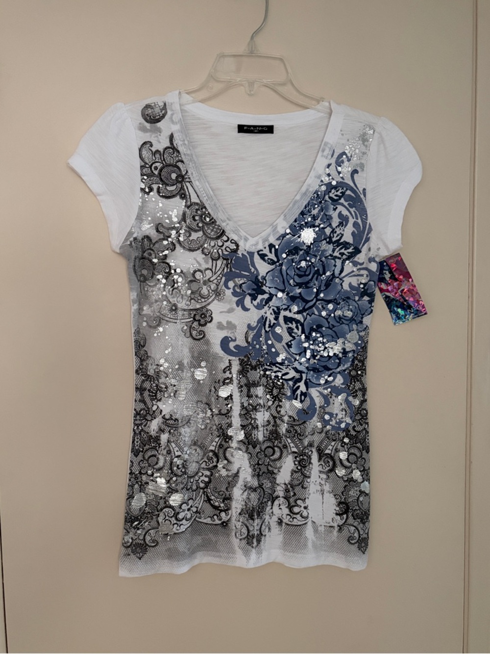 FANG White Short-Sleeve V-Neck Tee with Blue Floral and Silver Sequin Accents! M